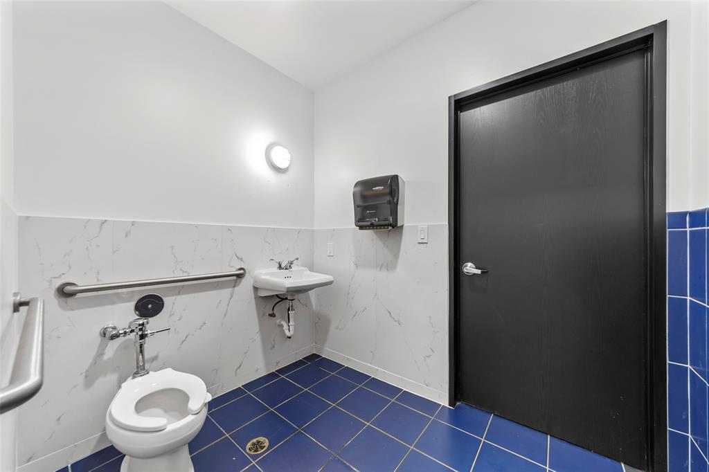 Valley Ranch Office Park - Commercial Sale