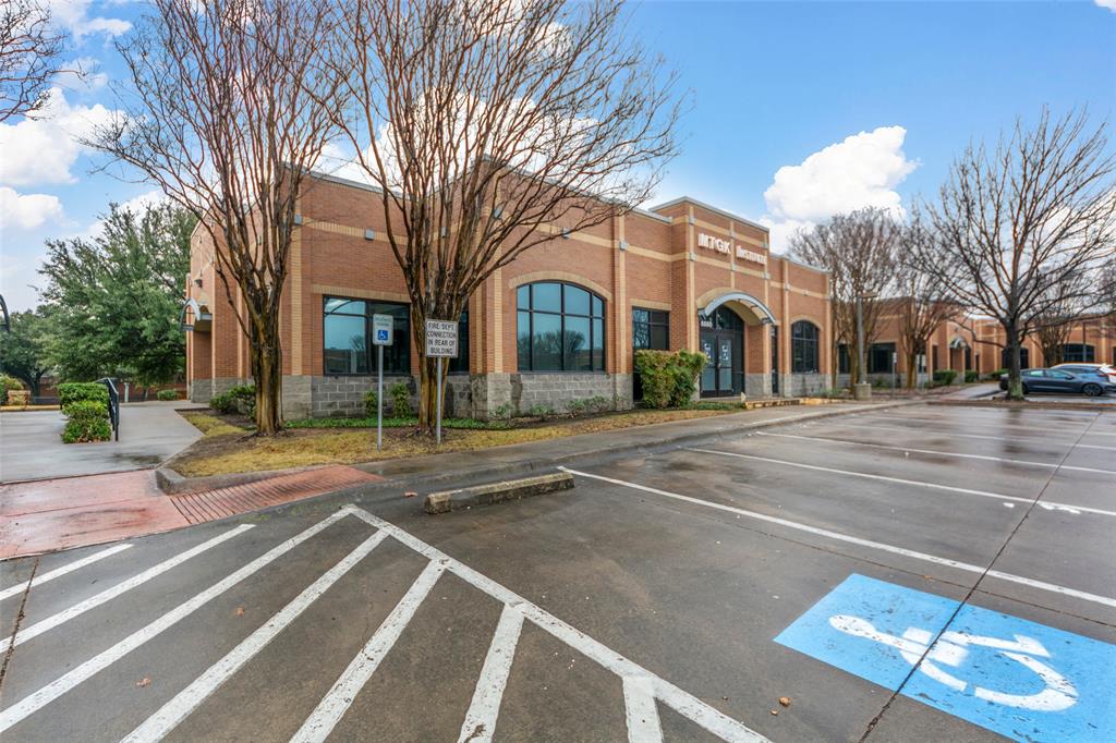 8880 N Macarthur Boulevard 100