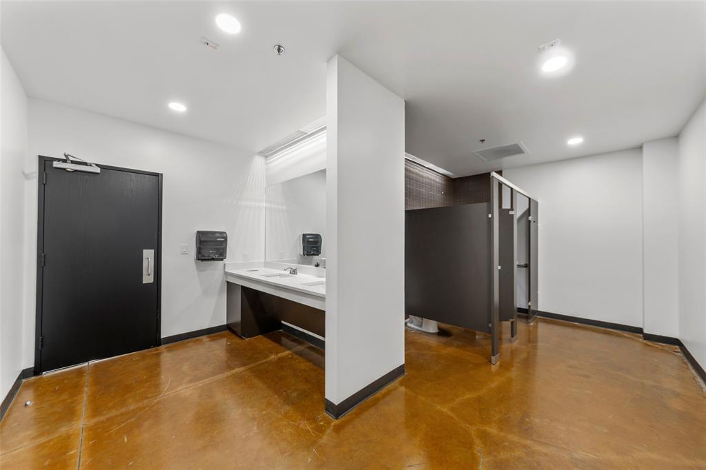 Valley Ranch Office Park - Commercial Sale