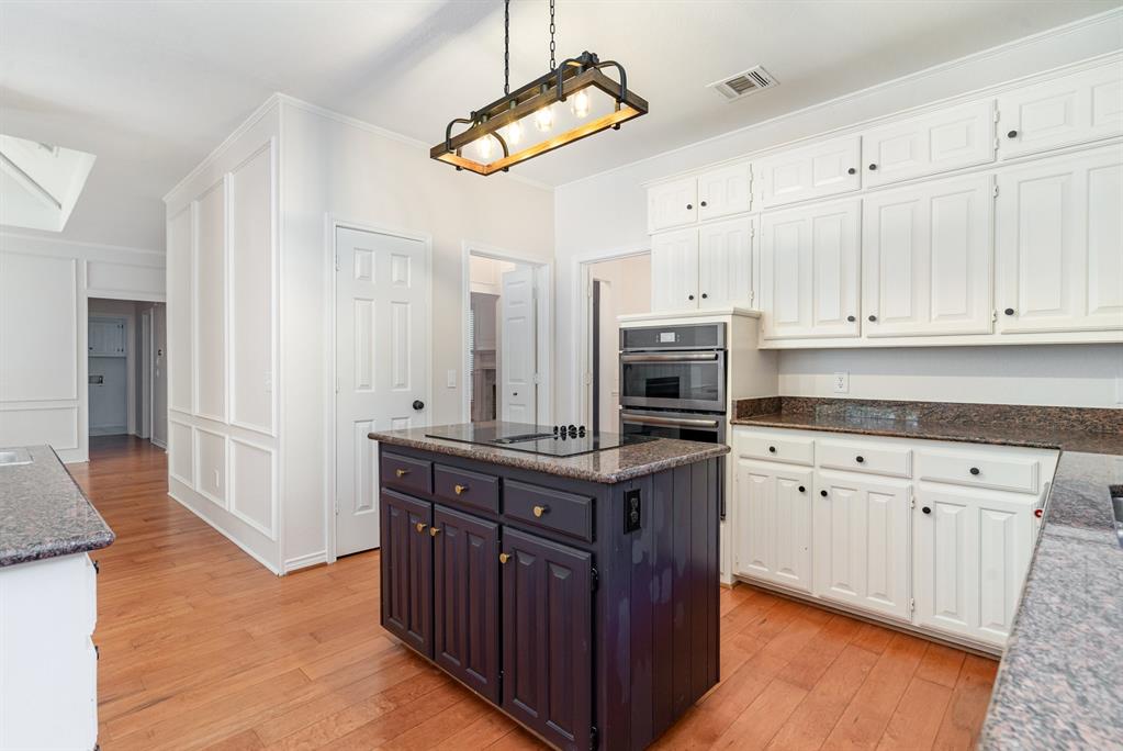 6306 Kelly Circle