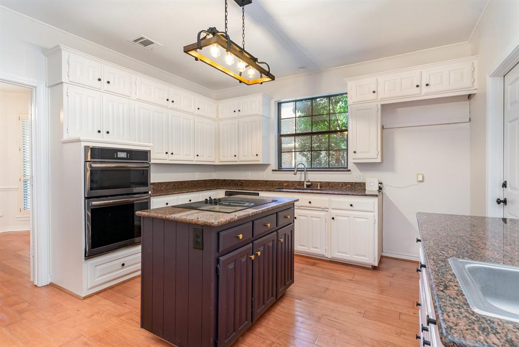 6306 Kelly Circle
