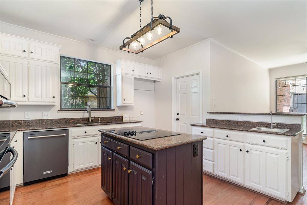 6306 Kelly Circle