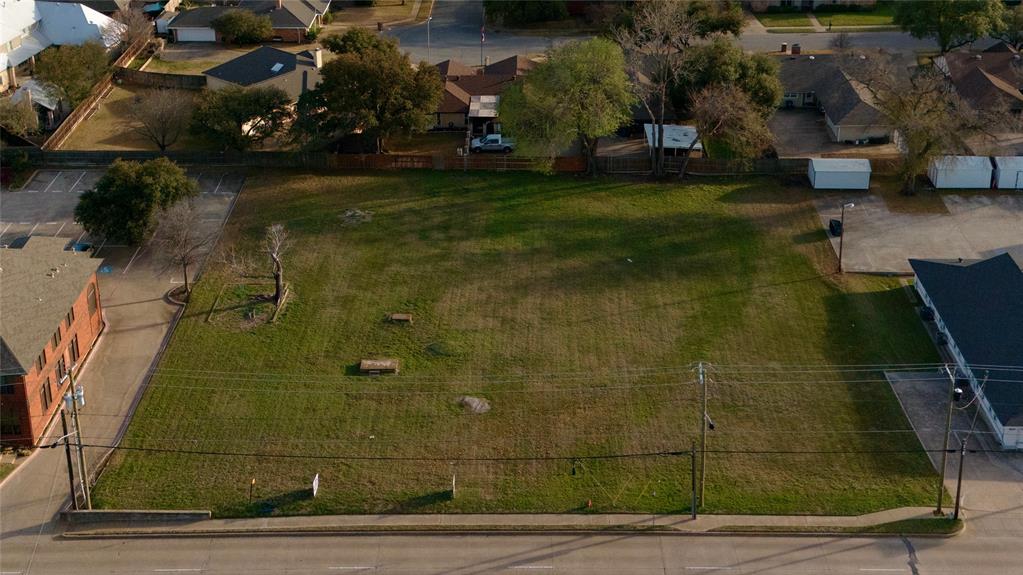 3208 W Park Row Drive