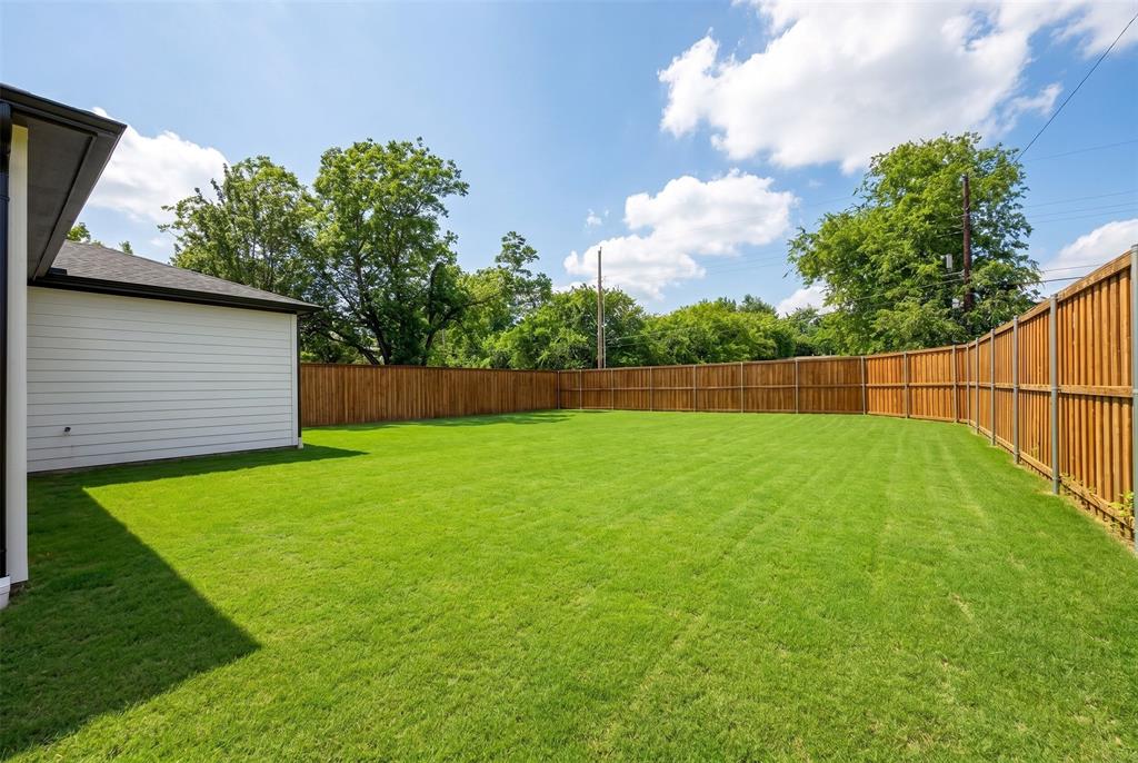 00000523105000000 - Residential