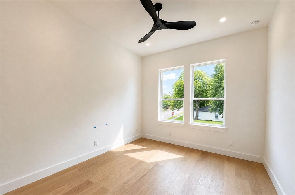 00000523105000000 - Residential