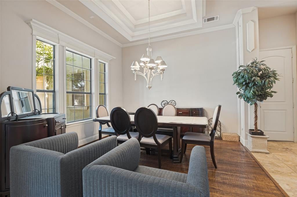 2418 Amberleaf Court
