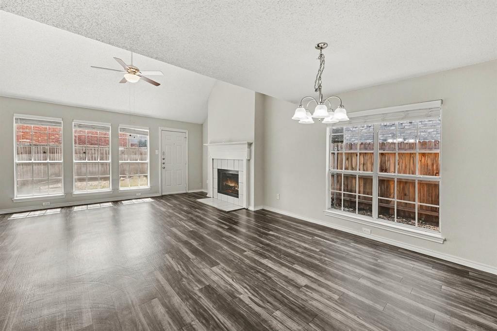 708 Willow Oak Drive
