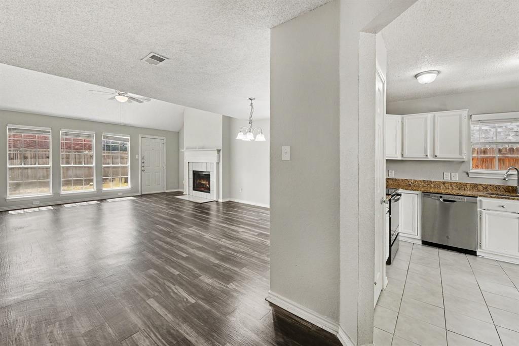 708 Willow Oak Drive