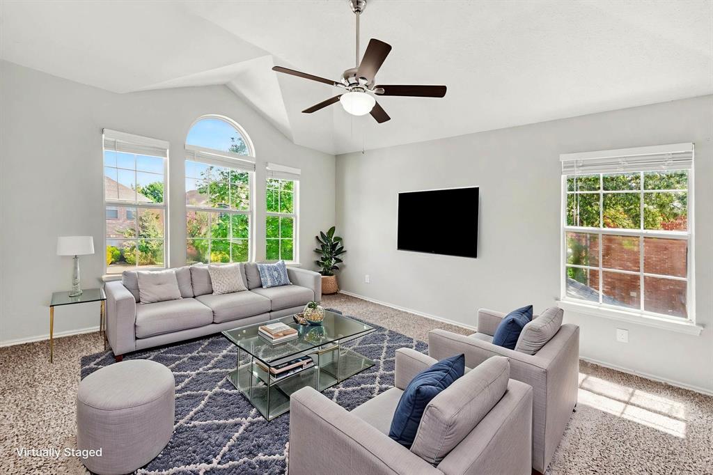 708 Willow Oak Drive