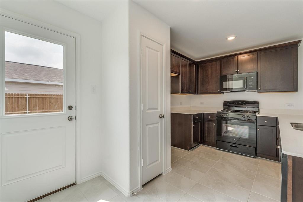 PRESERVE AT HONEY CREEK - Residential Lease