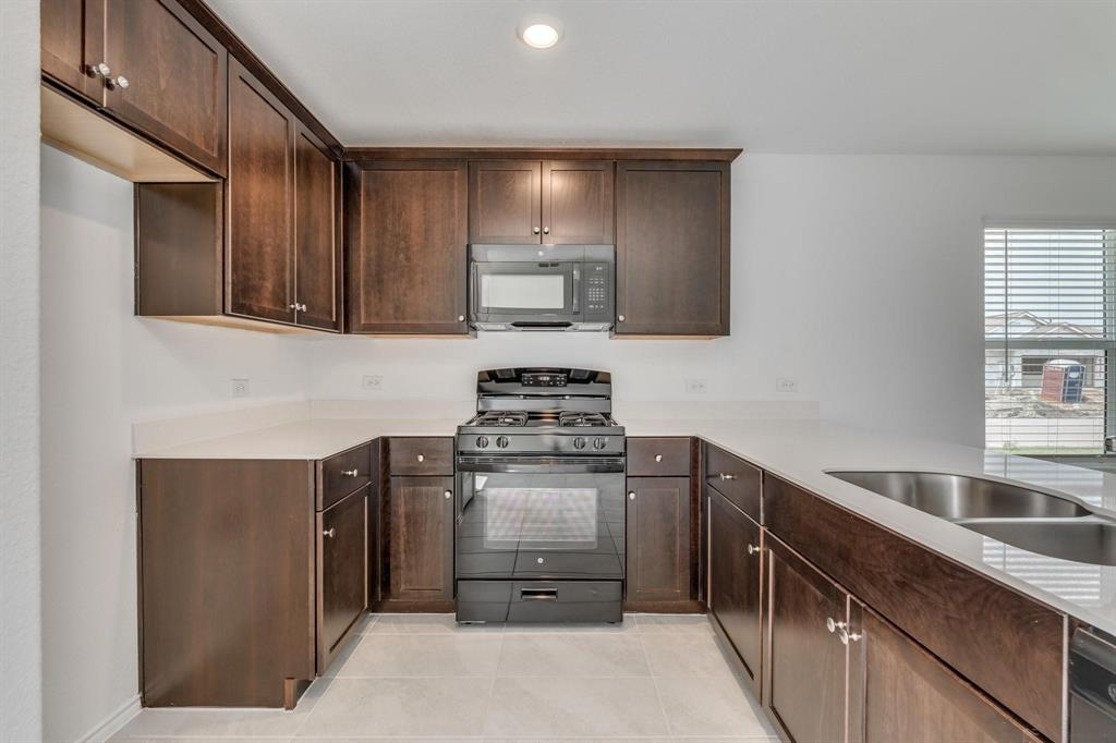 PRESERVE AT HONEY CREEK - Residential Lease