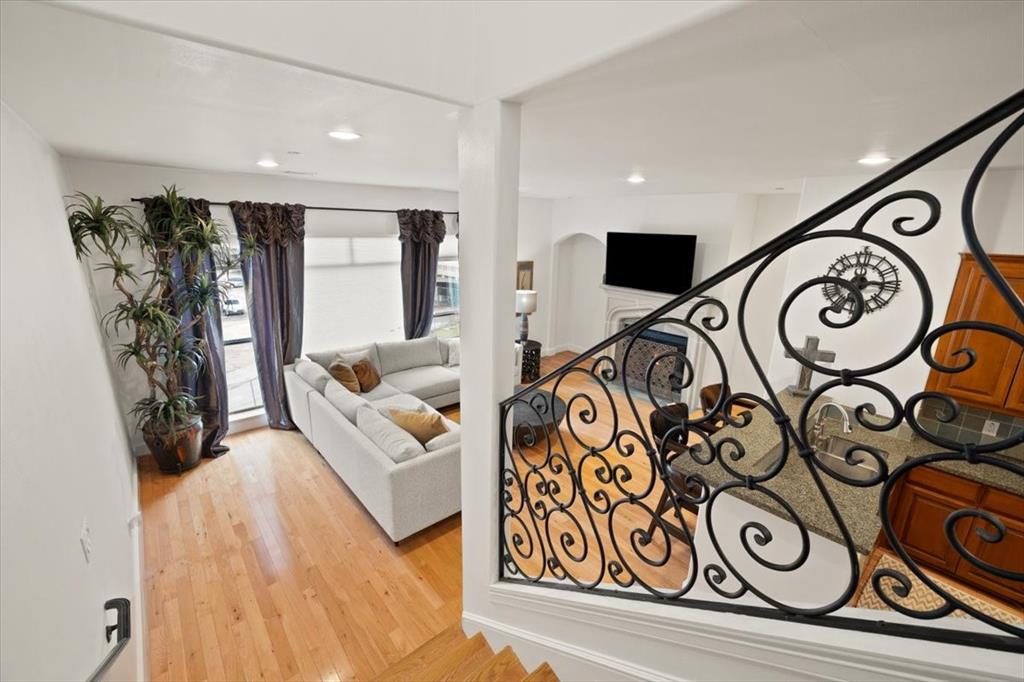 Versailles Condo - Residential Lease