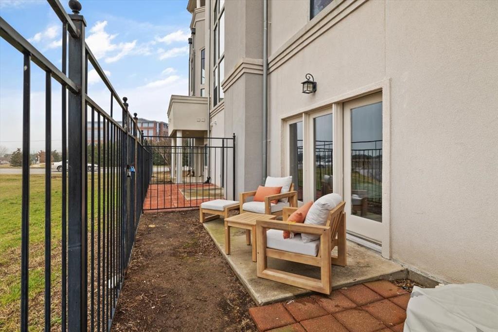 Versailles Condo - Residential Lease