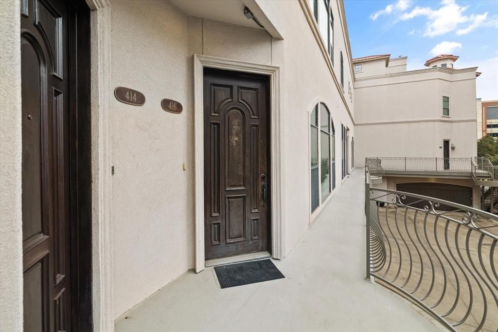 Versailles Condo - Residential Lease