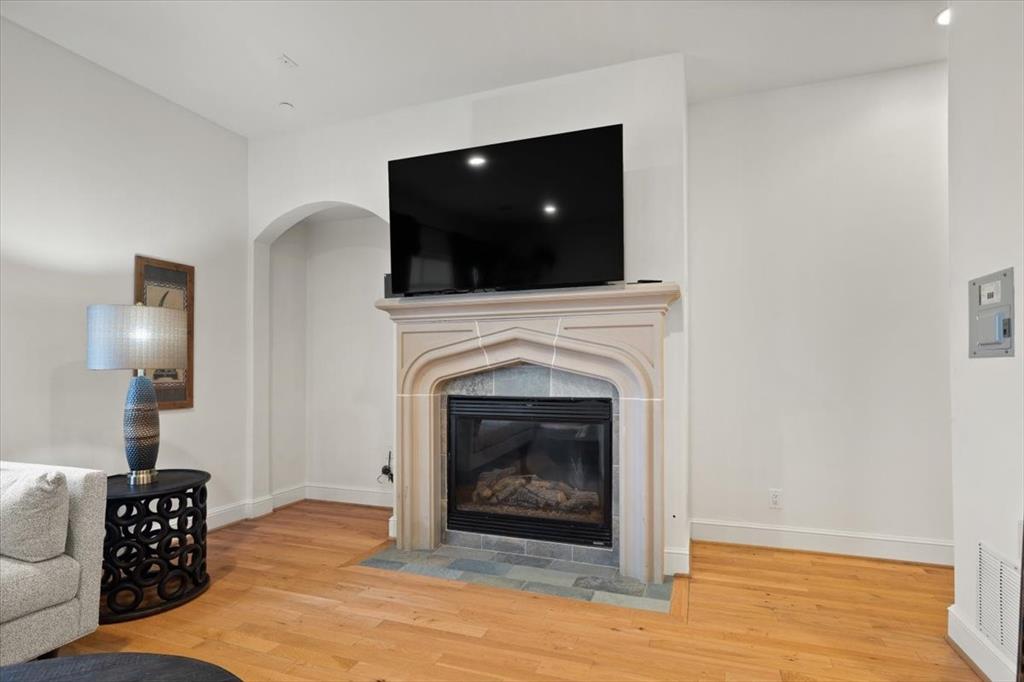 Versailles Condo - Residential Lease