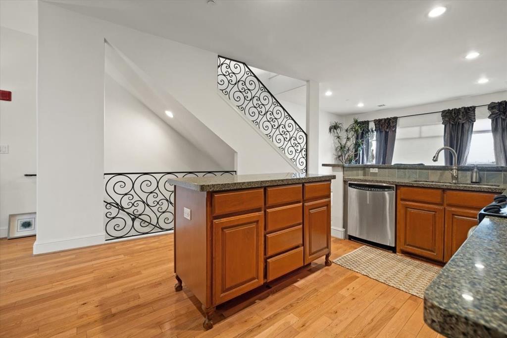 Versailles Condo - Residential Lease