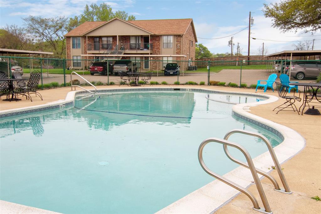 Life Scape Condos Bldg F - Residential