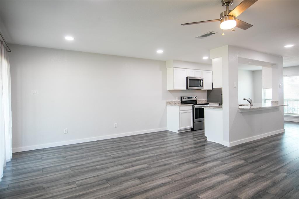 Life Scape Condos Bldg F - Residential