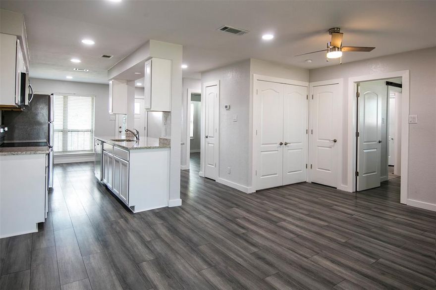 Looking for the perfect summer escape or hassle-free full-time living? This beautiful, move-in ready condo in the desirable Lifescape Condos has everything you need! With low-maintenance living—thanks to the HOA taking care of lawn care and exterior upkeep—you’ll have more time to enjoy all that this fantastic area has to offer. Beat the Texas heat with covered parking and cool off in the community pool, just steps from your door! Nestled in a prime location, you’re minutes from Mabank and Gun Barrel City, where you’ll find shopping, dining, and entertainment. And let’s not forget—you’re just moments from Cedar Creek Lake, making this the perfect spot for weekend getaways or lake life year-round! Don’t miss out on this rare opportunity for easy, carefree living in a highly sought-after community.