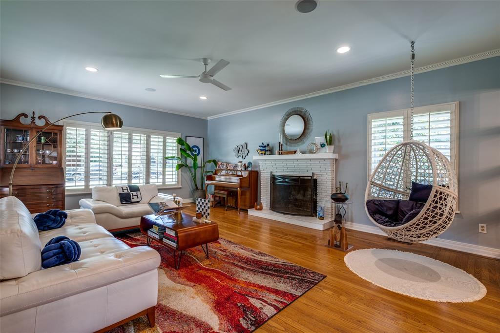 923 Leatrice Drive