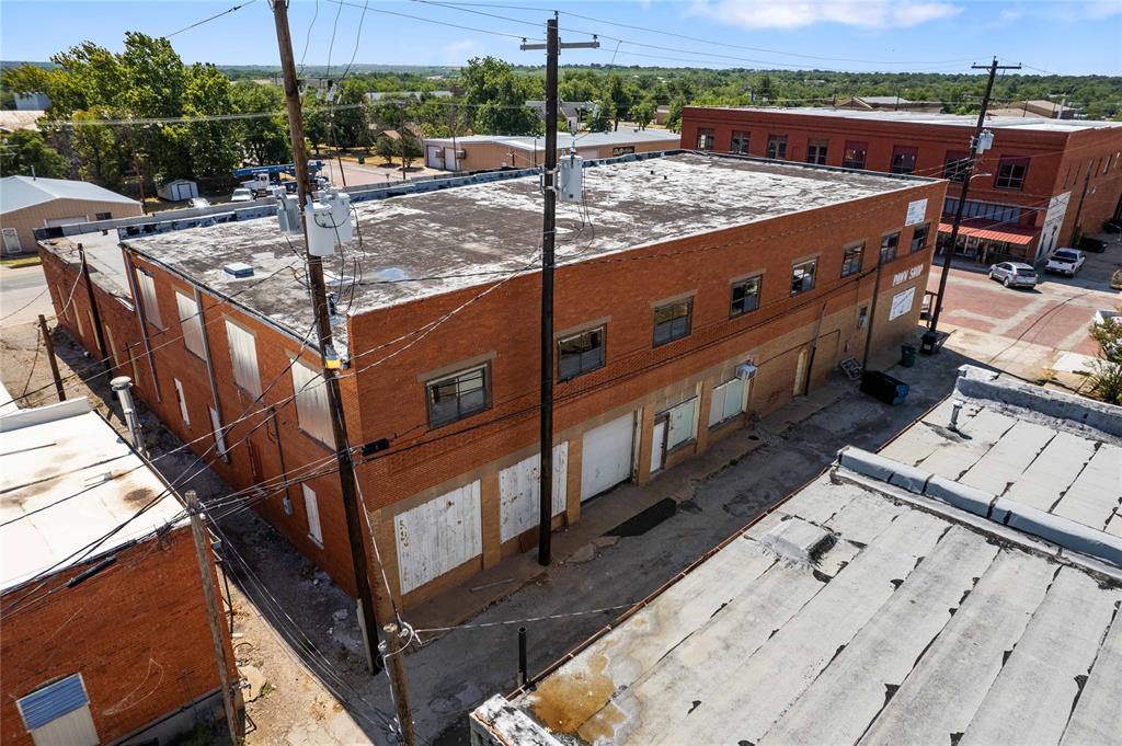 Original Town Coleman - Commercial Sale