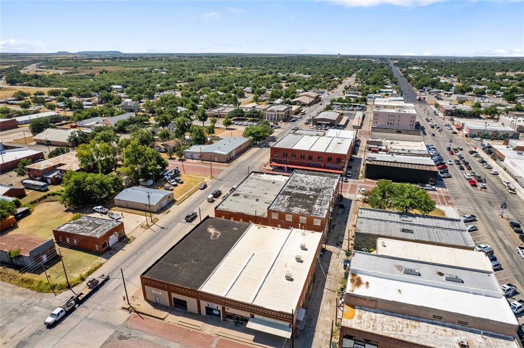 Original Town Coleman - Commercial Sale