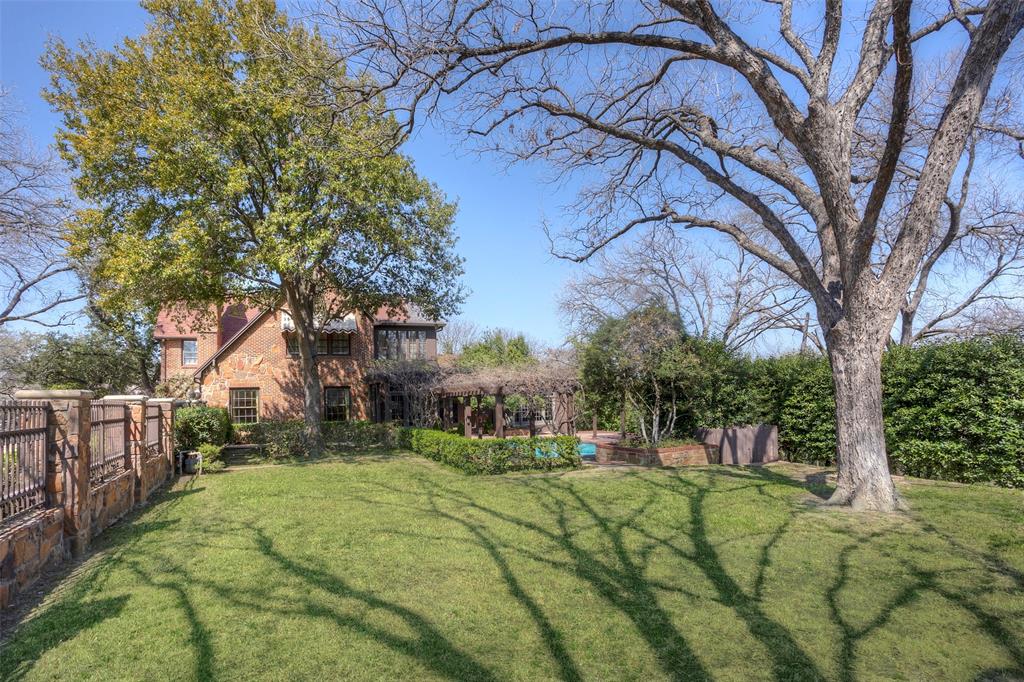 Bellaire Estates - Residential