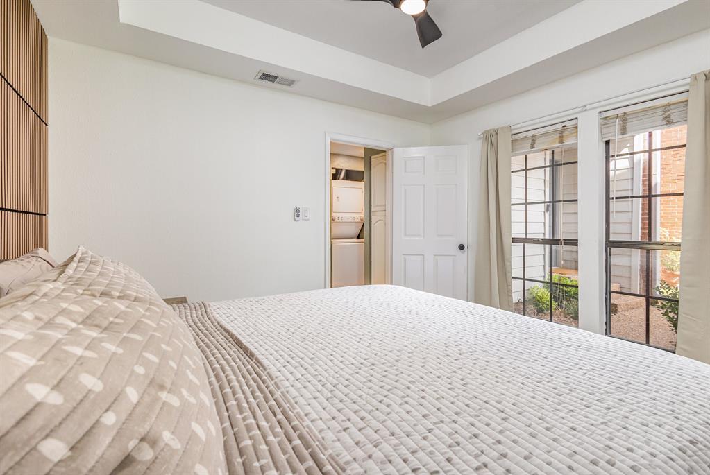 Boardwalk On The Pkwy Condos - Residential