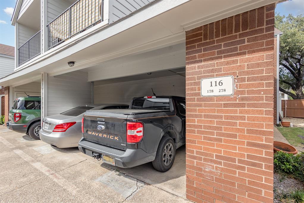 Boardwalk On The Pkwy Condos - Residential