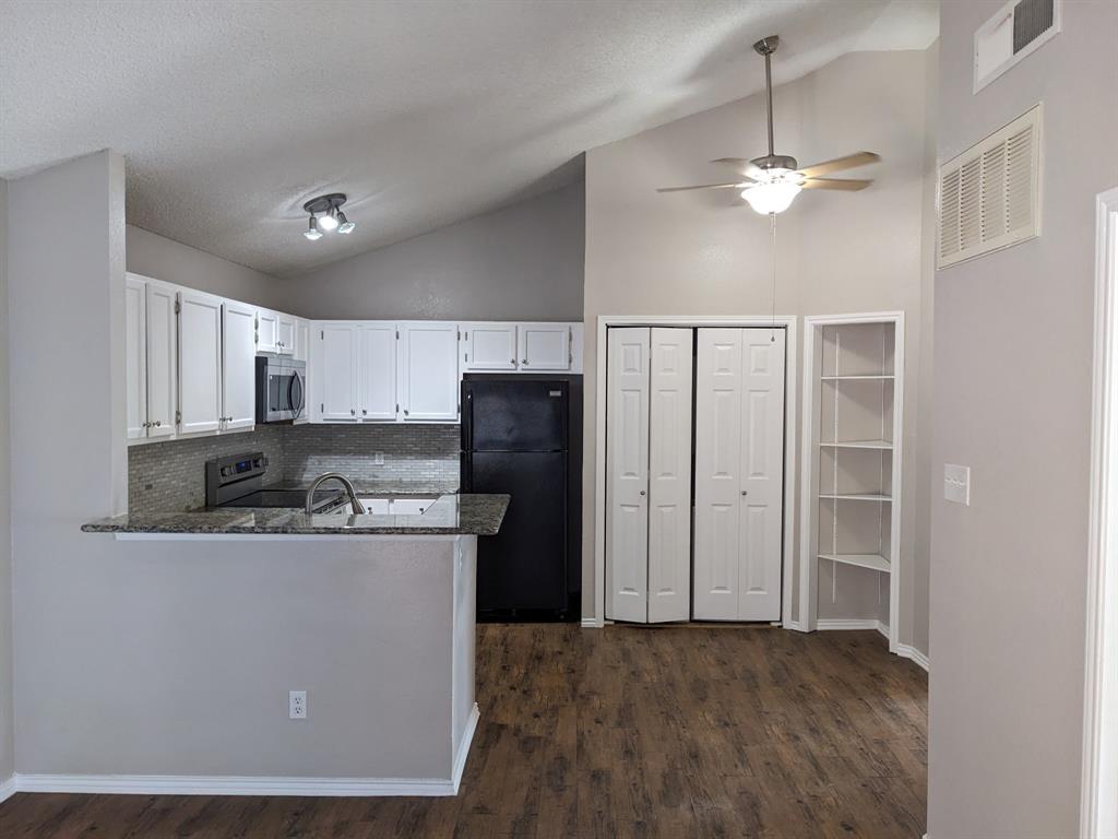 SABLE RIDGE CONDOS PH I-VI - Residential Lease