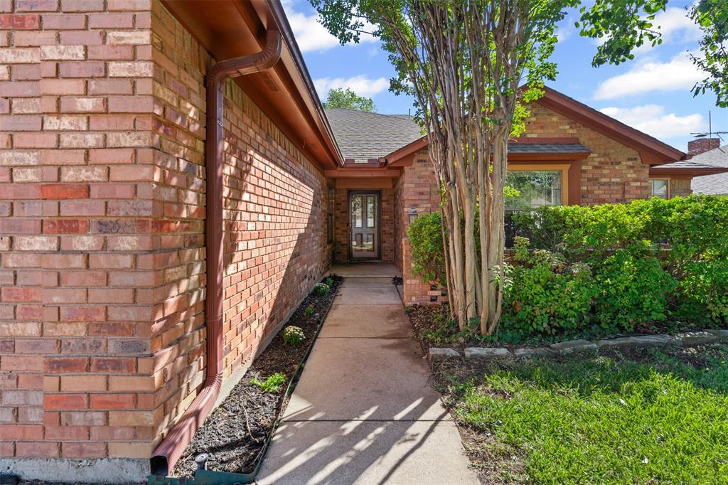 4841 Barberry Drive