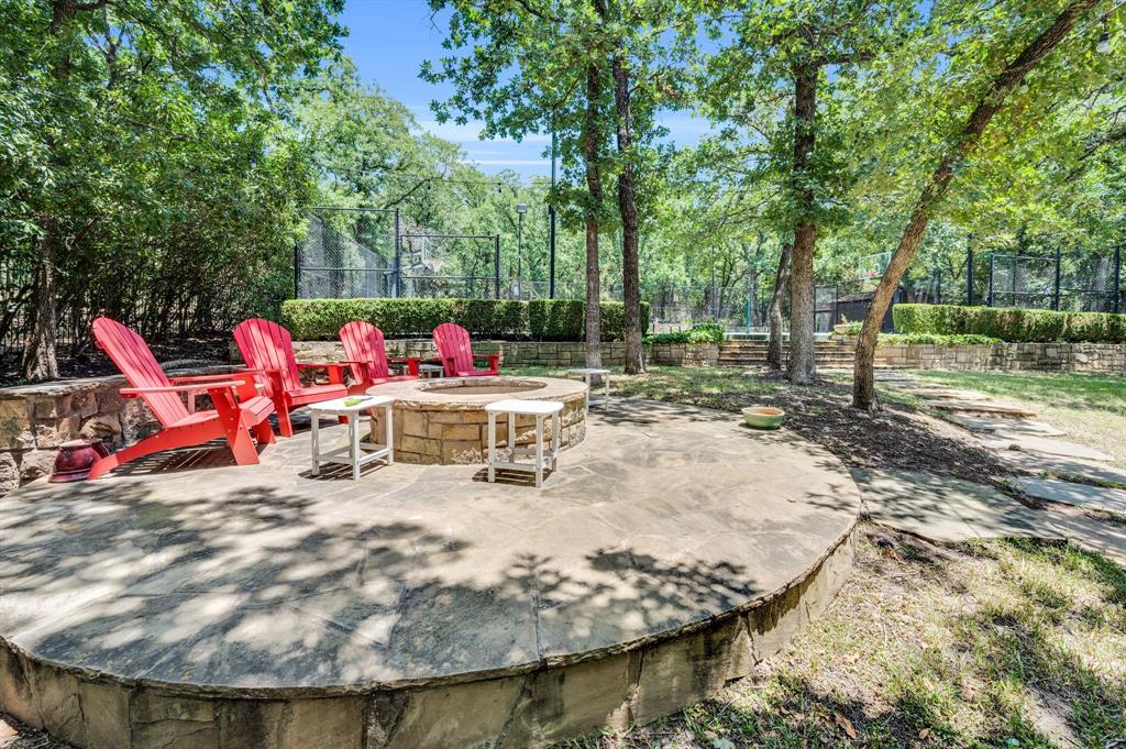 4009 Southfork Road