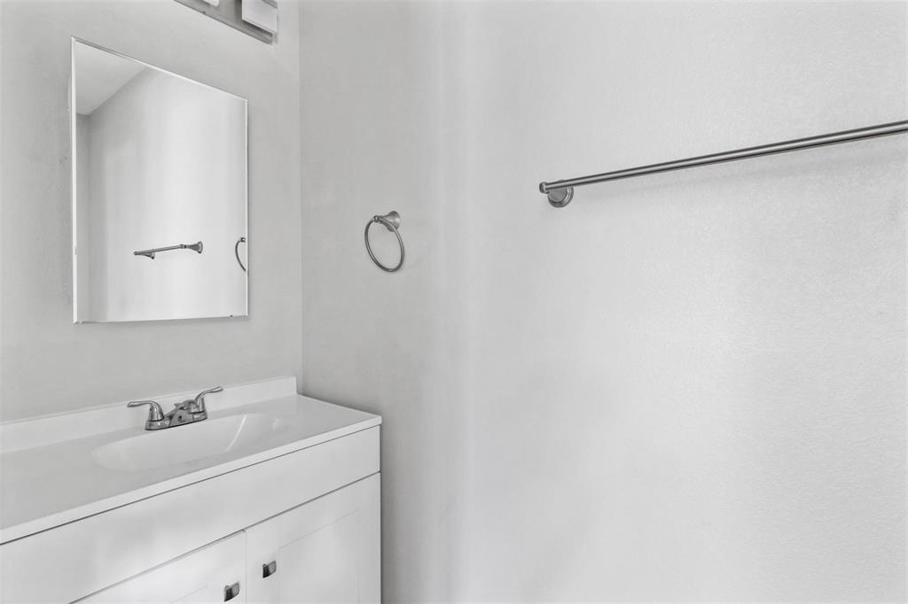 Cherokee Shores Sec C - Residential Lease