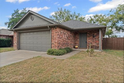 409 Grayson Court Joshua TX 76058
