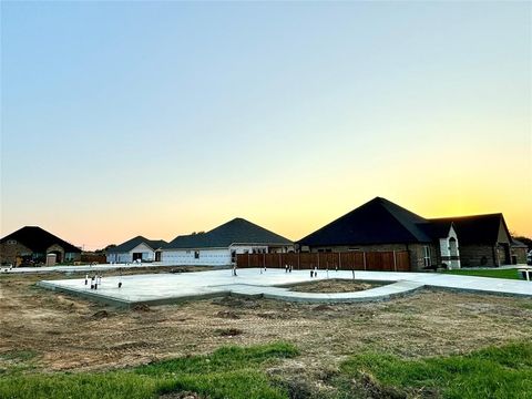 A home in Mabank