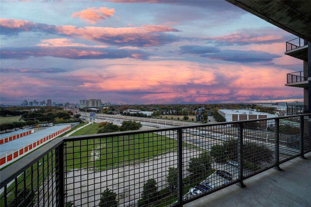 5656 N Central Expressway 705