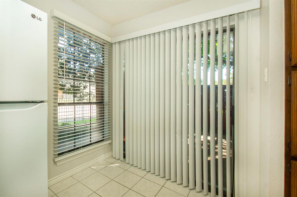 Preston Oaks Crossing Condos 01 & 02 - Residential