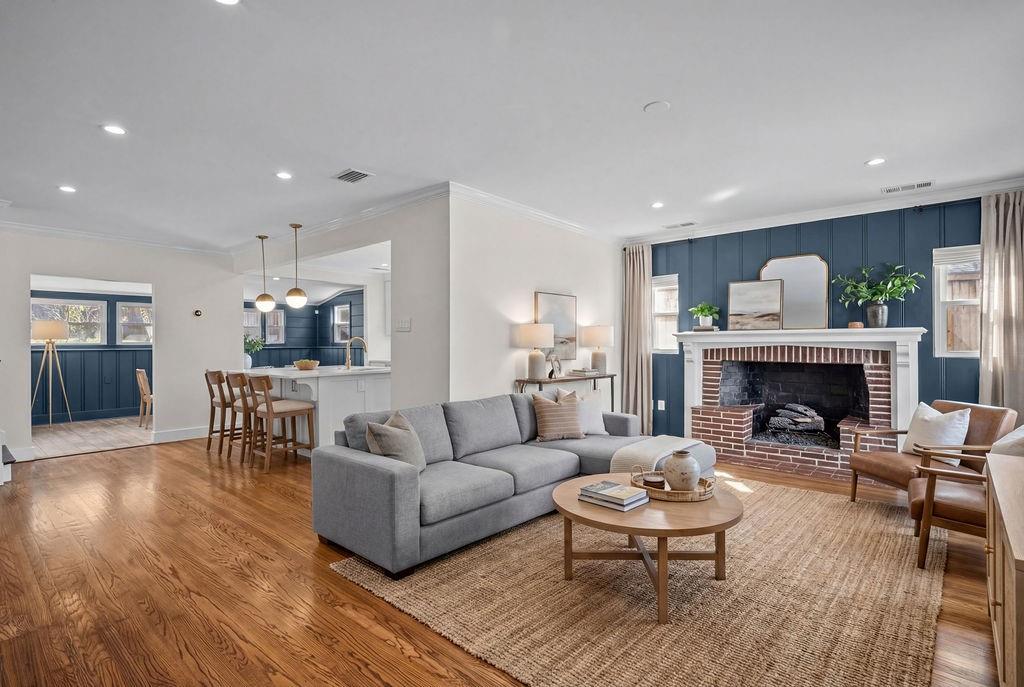 1230 Elmwood Boulevard