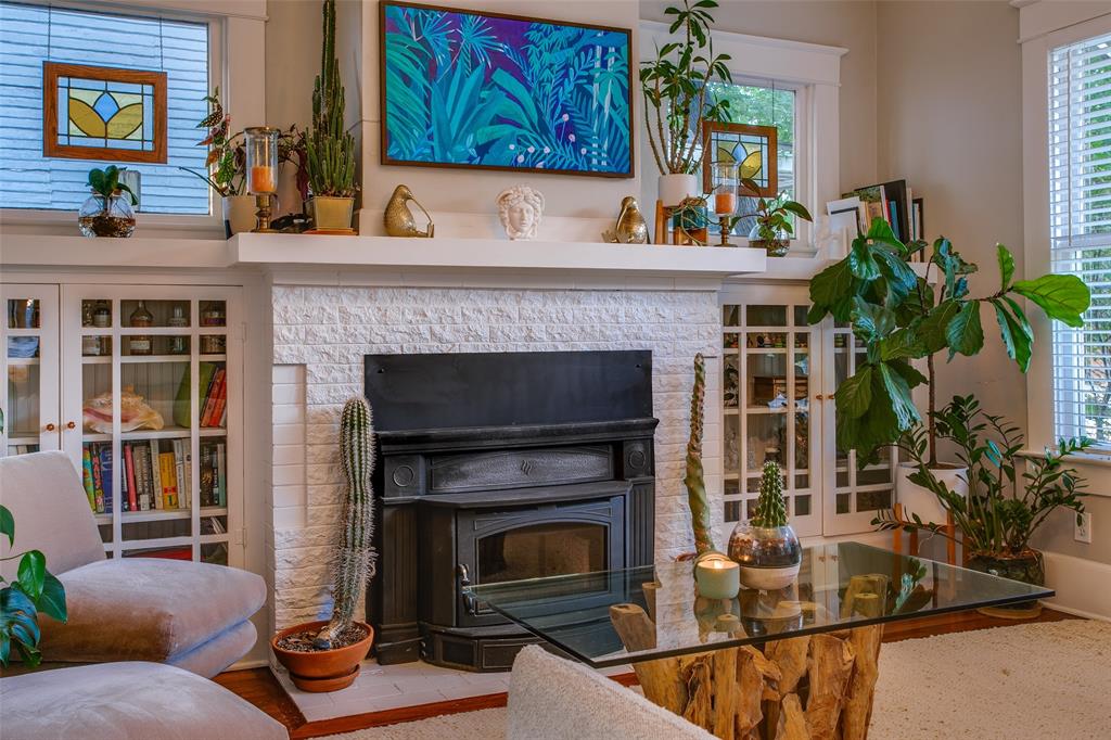 Winnetka Heights - Residential