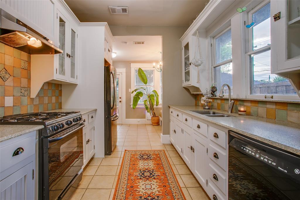 Winnetka Heights - Residential