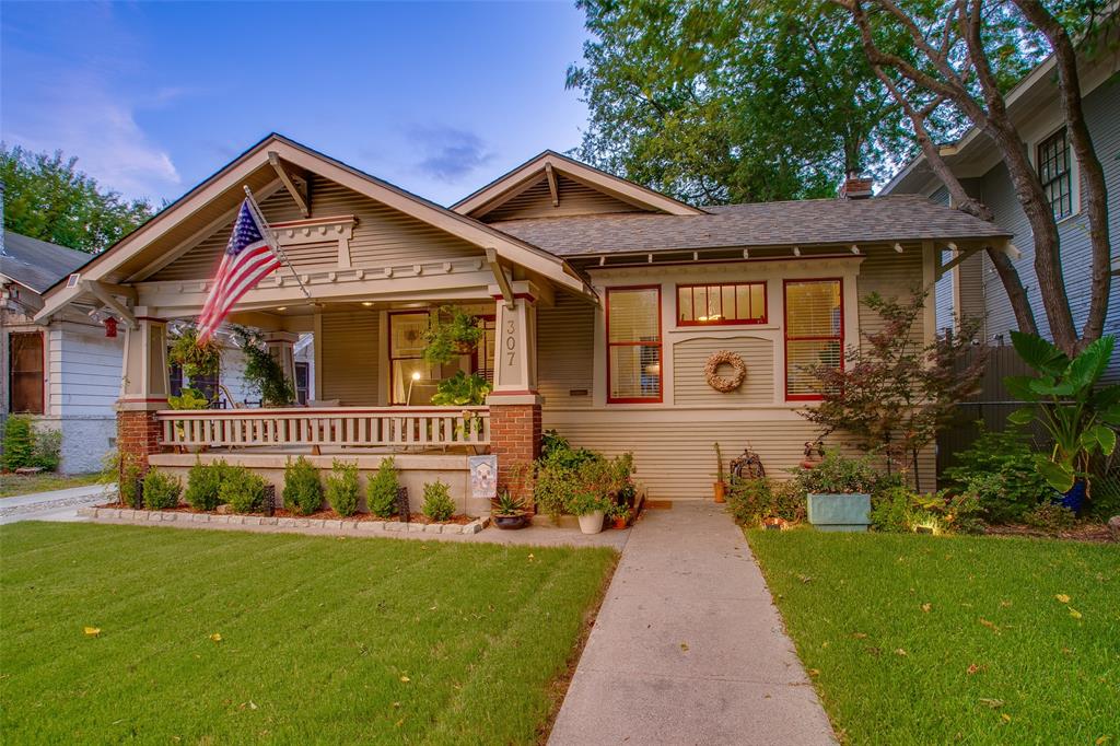 307 S Rosemont Avenue