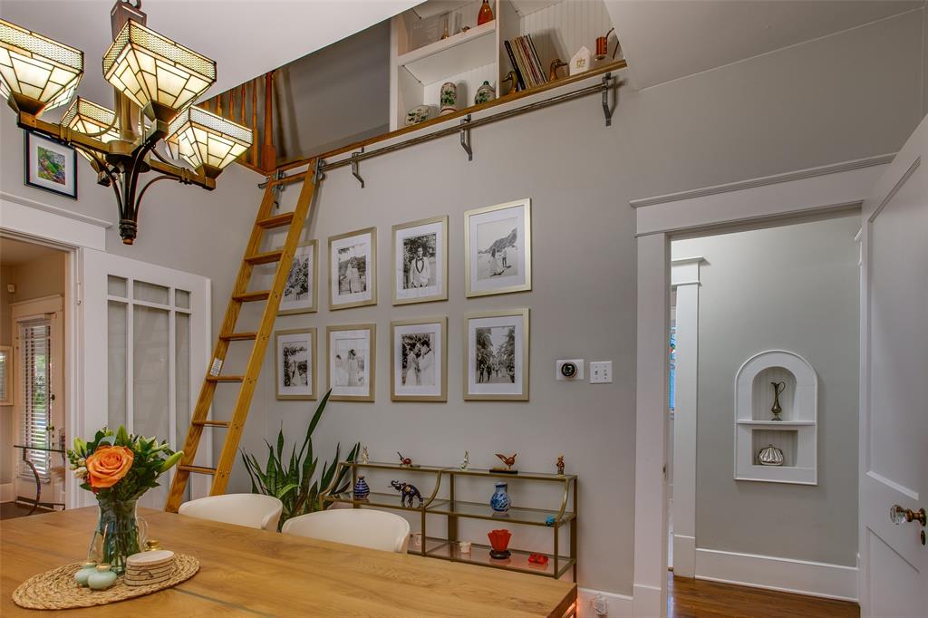 Winnetka Heights - Residential