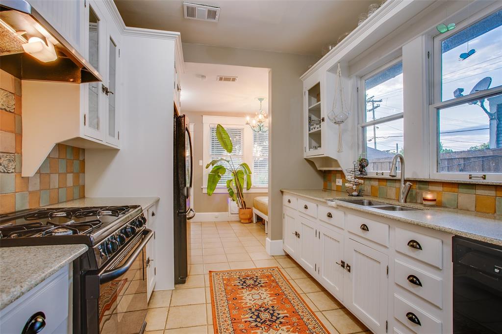 Winnetka Heights - Residential