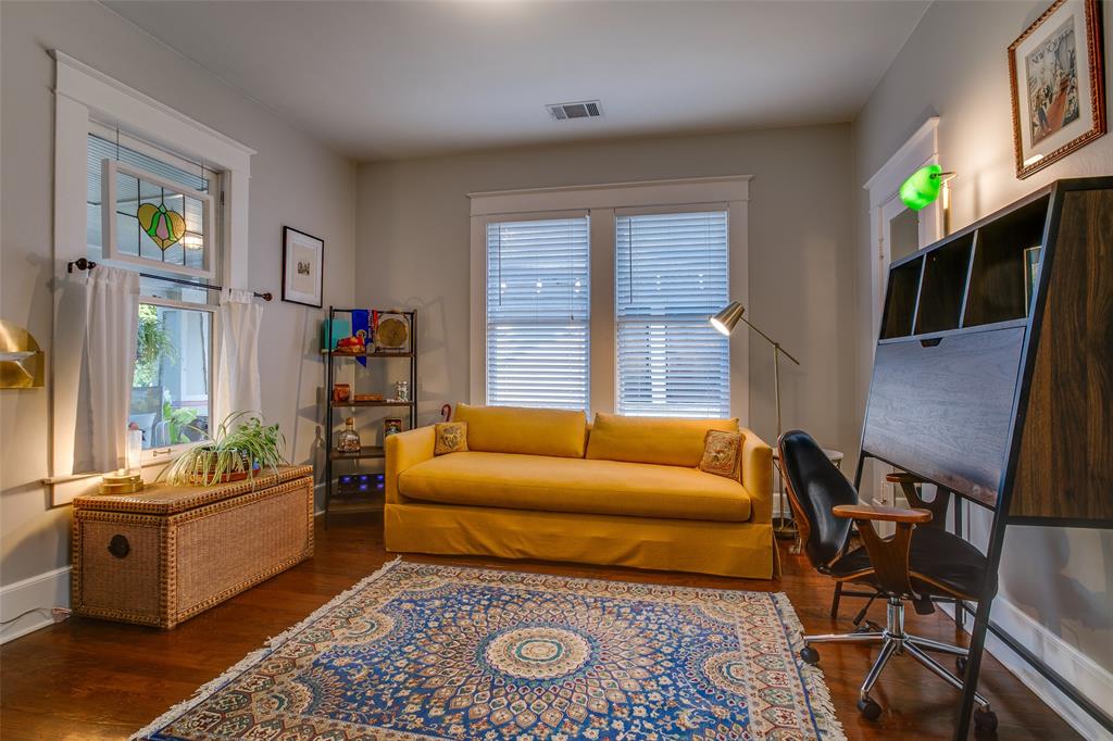 Winnetka Heights - Residential