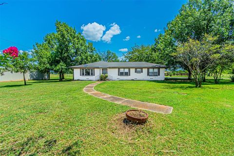 268 VZ County Road 3416 Wills Point TX 75169
