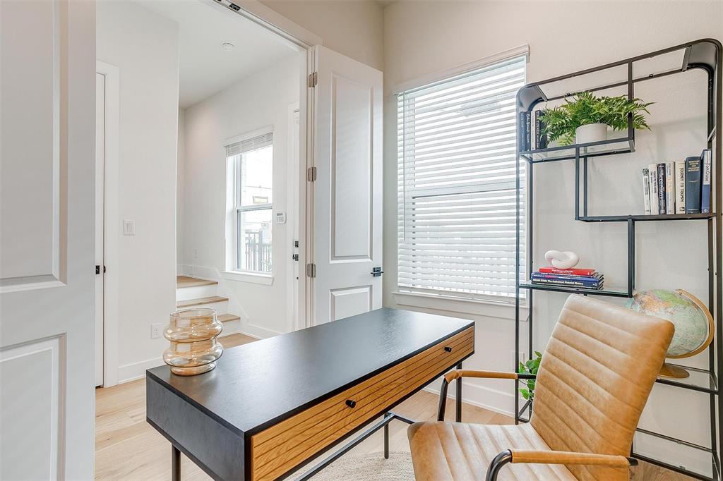 Main 7 Twnhm Add - Residential