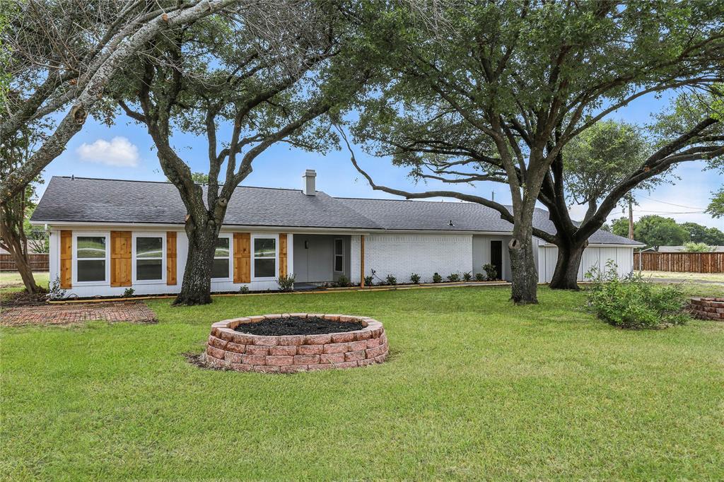 133 Crown Road