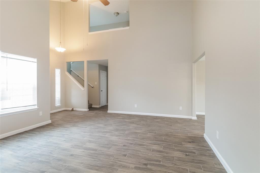 Hollywood Park - Residential Lease