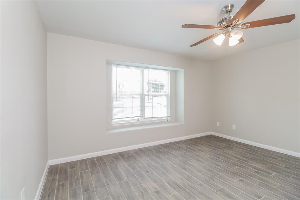 Hollywood Park - Residential Lease