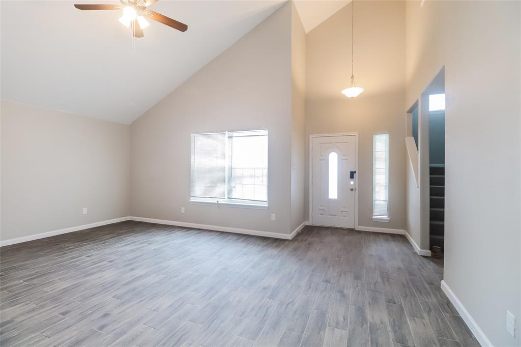 Hollywood Park - Residential Lease